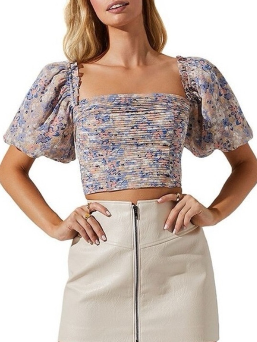 Astr Puff-Sleeve Floral Crop Top in Pastel Blue & Pink